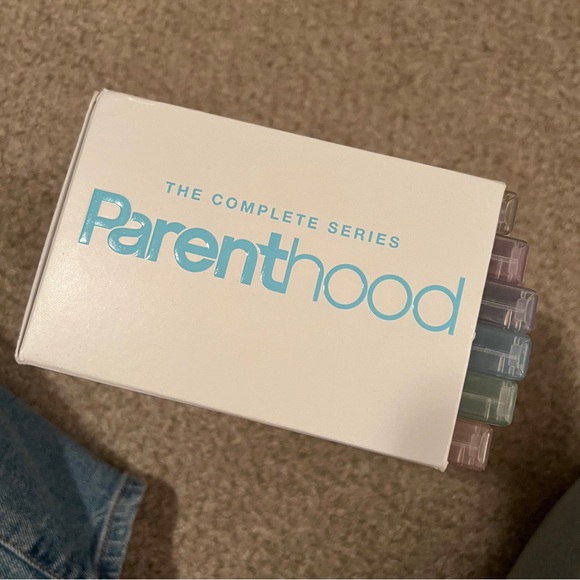 Parenthood Complete Series DVD Box Set - Picture 4 of 5